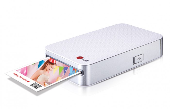 LG's Pocket Photo Wirelessly Prints Memories on the GO