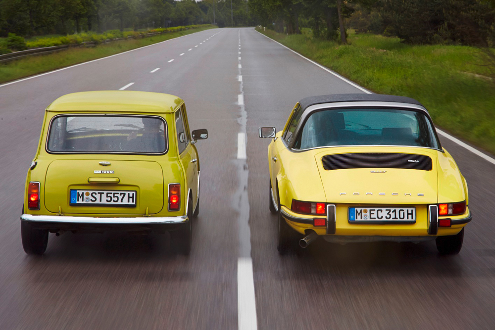 Forever young: The classic Mini congratulates the Porsche 911 on its 50th birthday
