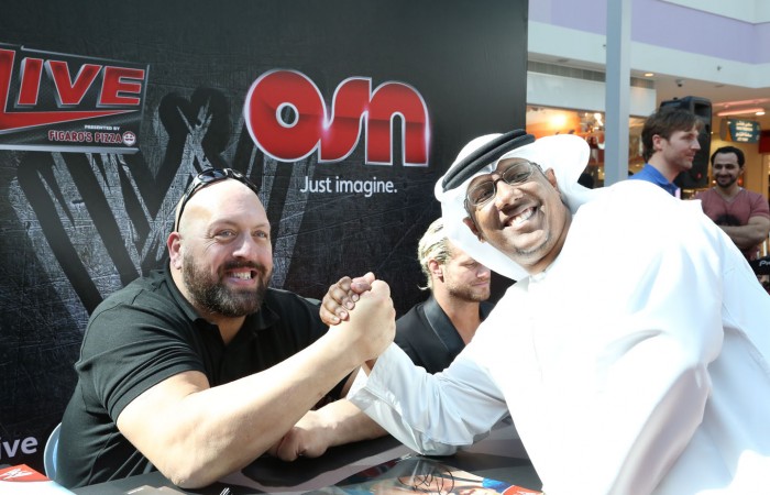 Wrestlers at OSN WWE Family Zone in Marina Mall (1)