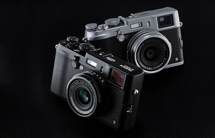 FUJIFILM