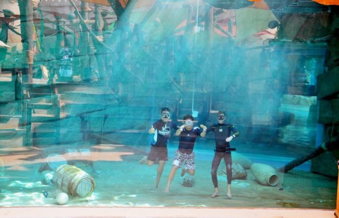 World's first pearl diving experience at Yas Waterworld Abu Dhabi